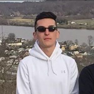 Meet your Posher, Tom